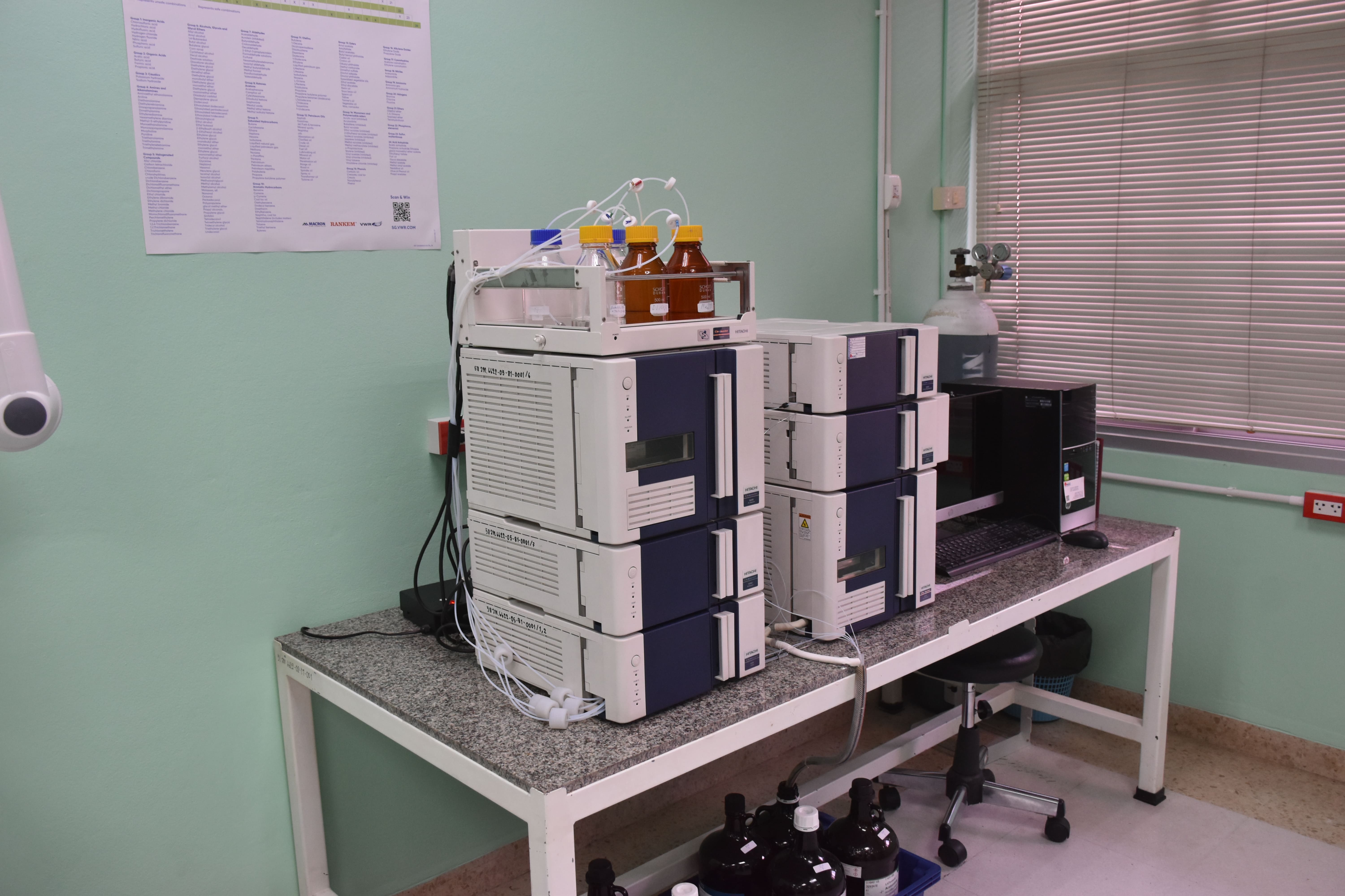[HP] High Performance Liquid Chromatograph